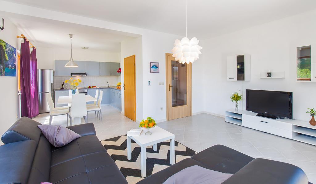 Apartment Lujak Donje Celo المظهر الخارجي الصورة