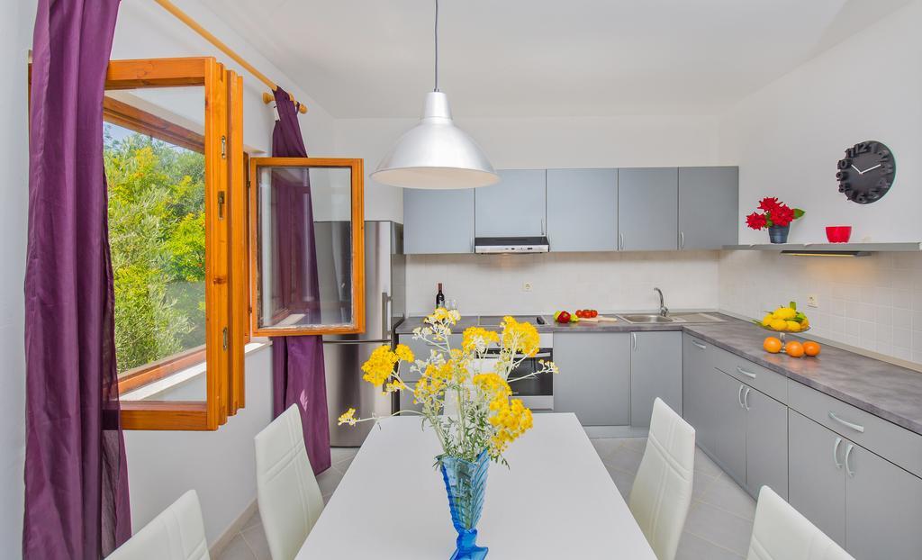Apartment Lujak Donje Celo المظهر الخارجي الصورة